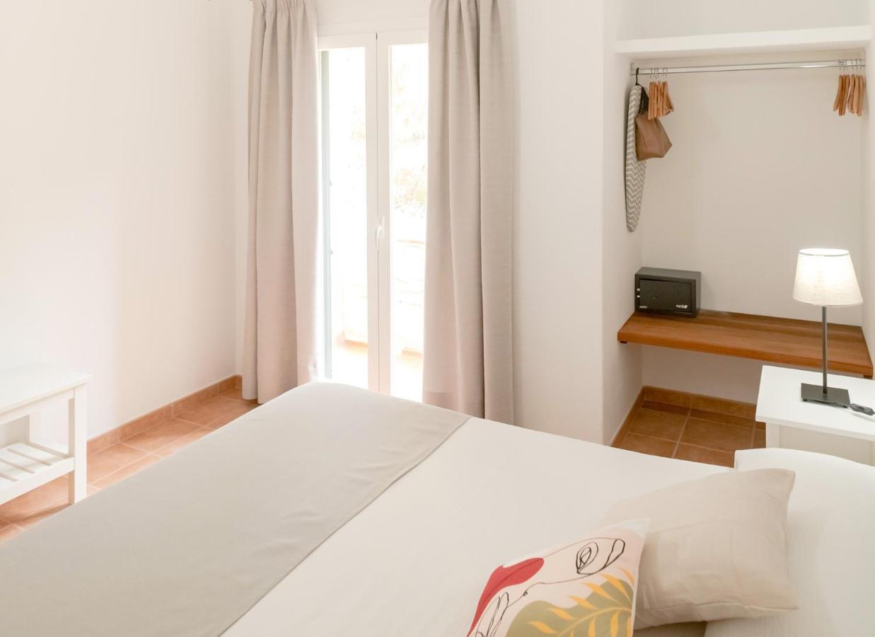 Apartamentos El Pino - Formentera Break Es Calo  Ngoại thất bức ảnh