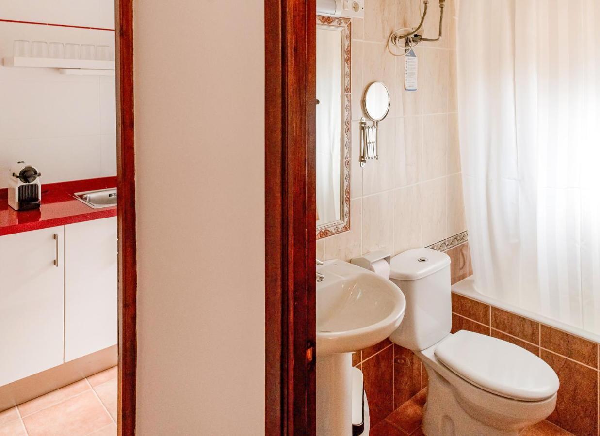 Apartamentos El Pino - Formentera Break Es Calo  Ngoại thất bức ảnh